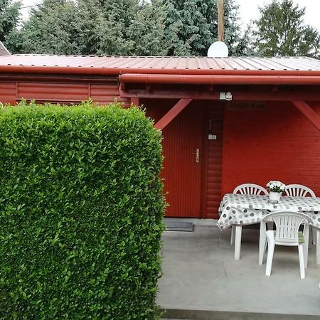 Keri Apartman Mosonmagyaróvár エクステリア 写真