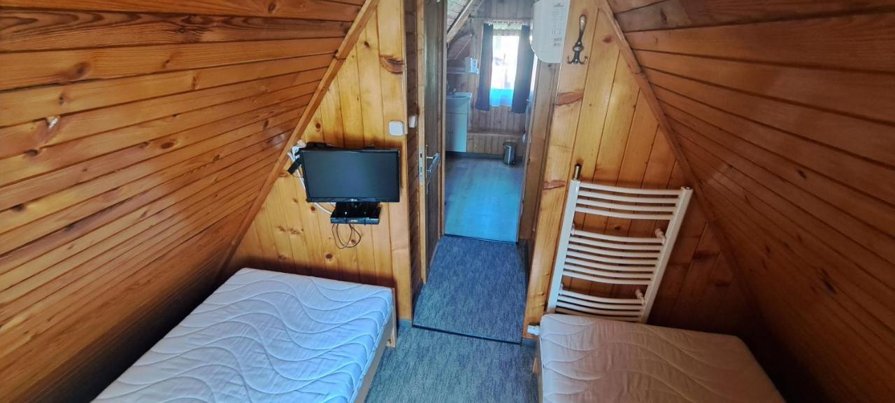 Keri Apartman Mosonmagyaróvár エクステリア 写真