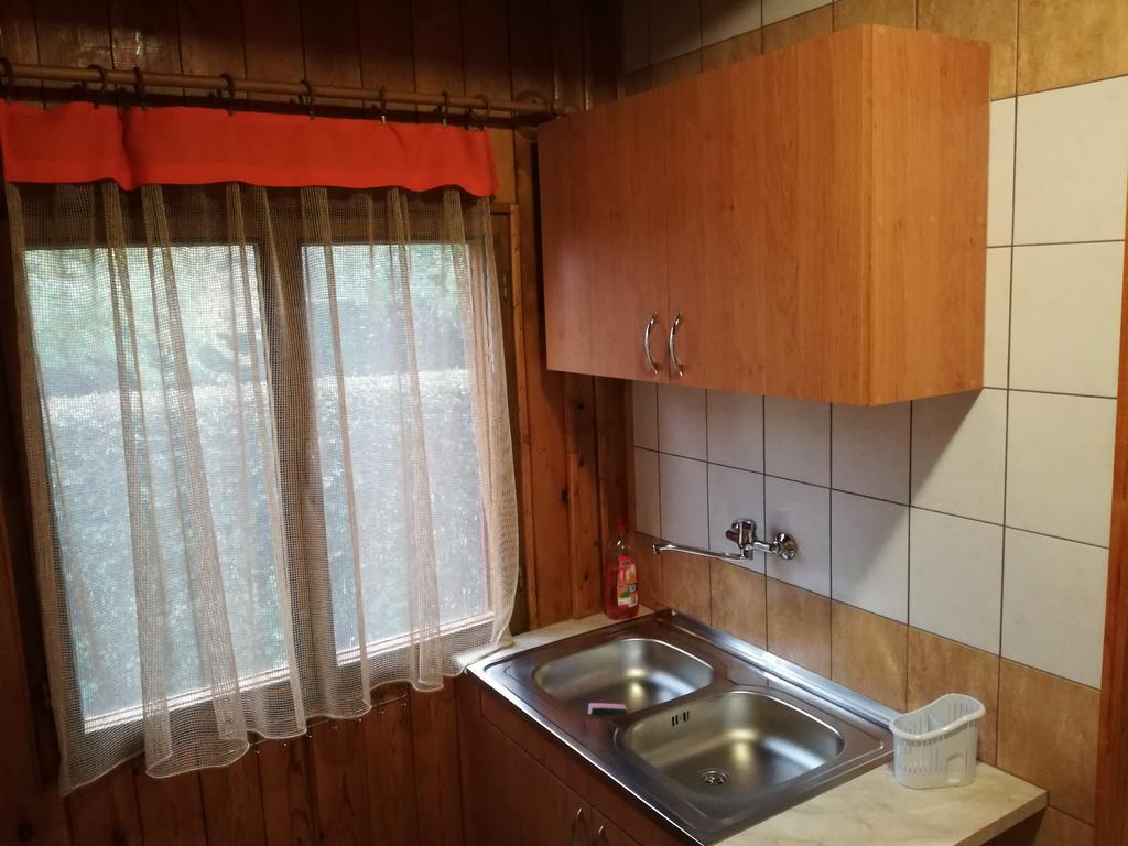 Keri Apartman Mosonmagyaróvár エクステリア 写真