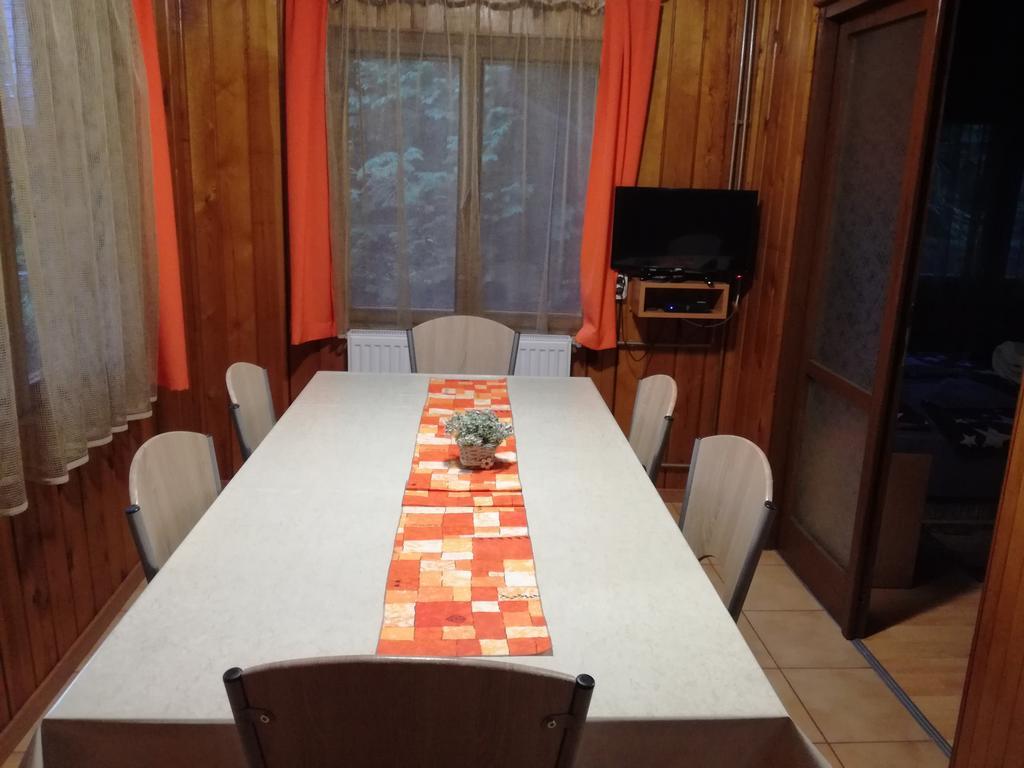 Keri Apartman Mosonmagyaróvár エクステリア 写真