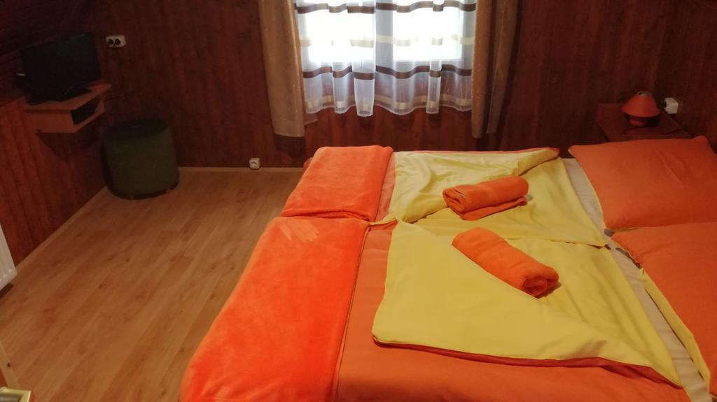 Keri Apartman Mosonmagyaróvár エクステリア 写真